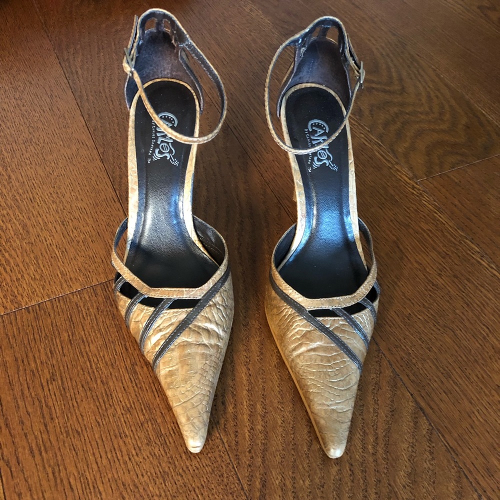 CARLOS SANTANA heels 👠